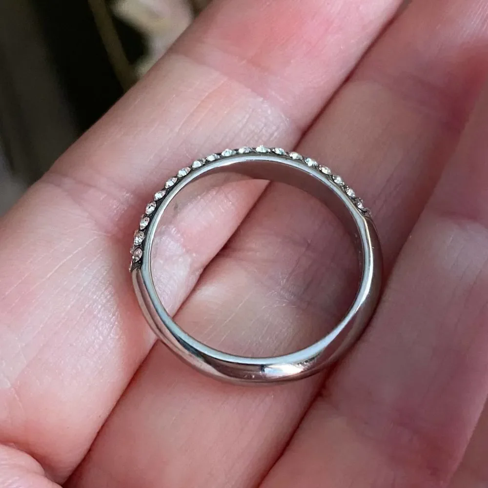 High polished Stainless Steel Ring with Top Grade Crystal in Clear